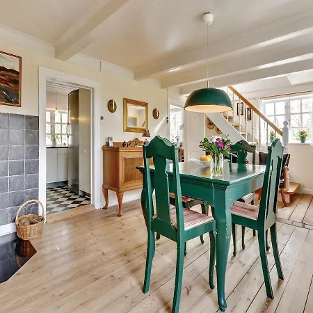 Holiday home Three-bedroom Holiday In Ejby *