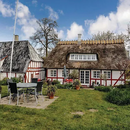 Holiday home Three-bedroom Holiday In Ejby *